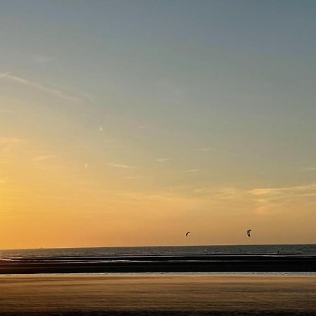 Moderne Studio Aan Het Strand In Oostduinkerke-Bad Koksijde Exterior foto